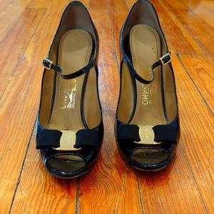 Size 7 black ferragamo